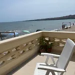 Paradiso Fronte Mare Ferienhaus *