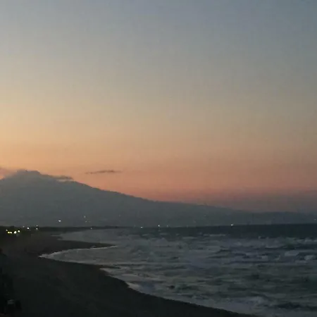 בית נופש Paradiso Fronte Mare אגנונה באגני
