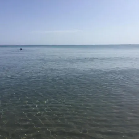 בית נופש Paradiso Fronte Mare אגנונה באגני